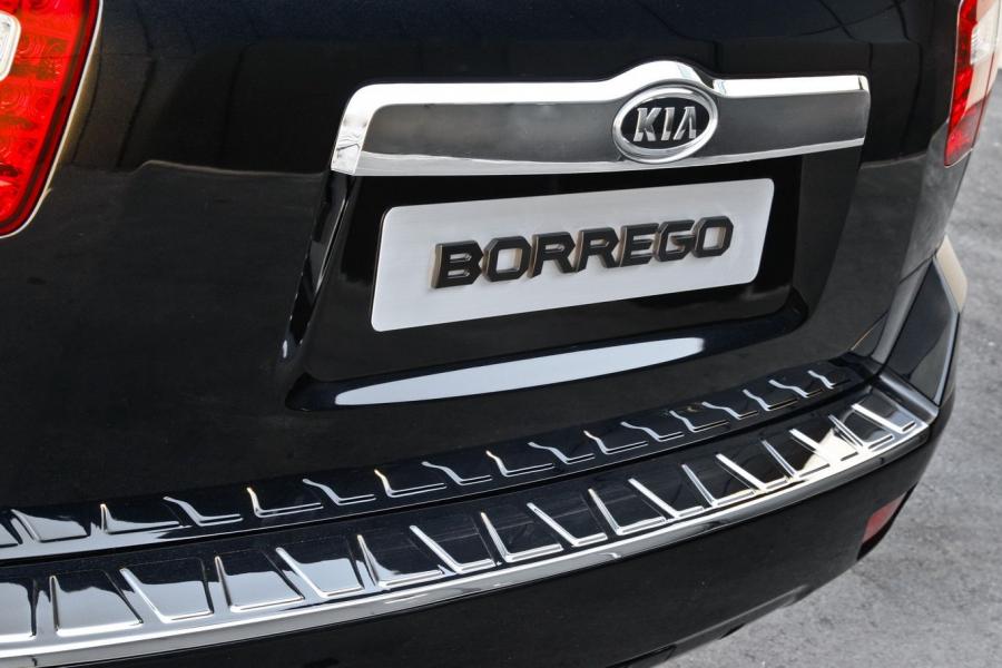  Kia Borrego Limited Concept 2008 года  (фото 9 из 27)